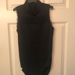 AINSLIE WEAR HIGH NECK "KARA" LACE LEOTARD LARGE